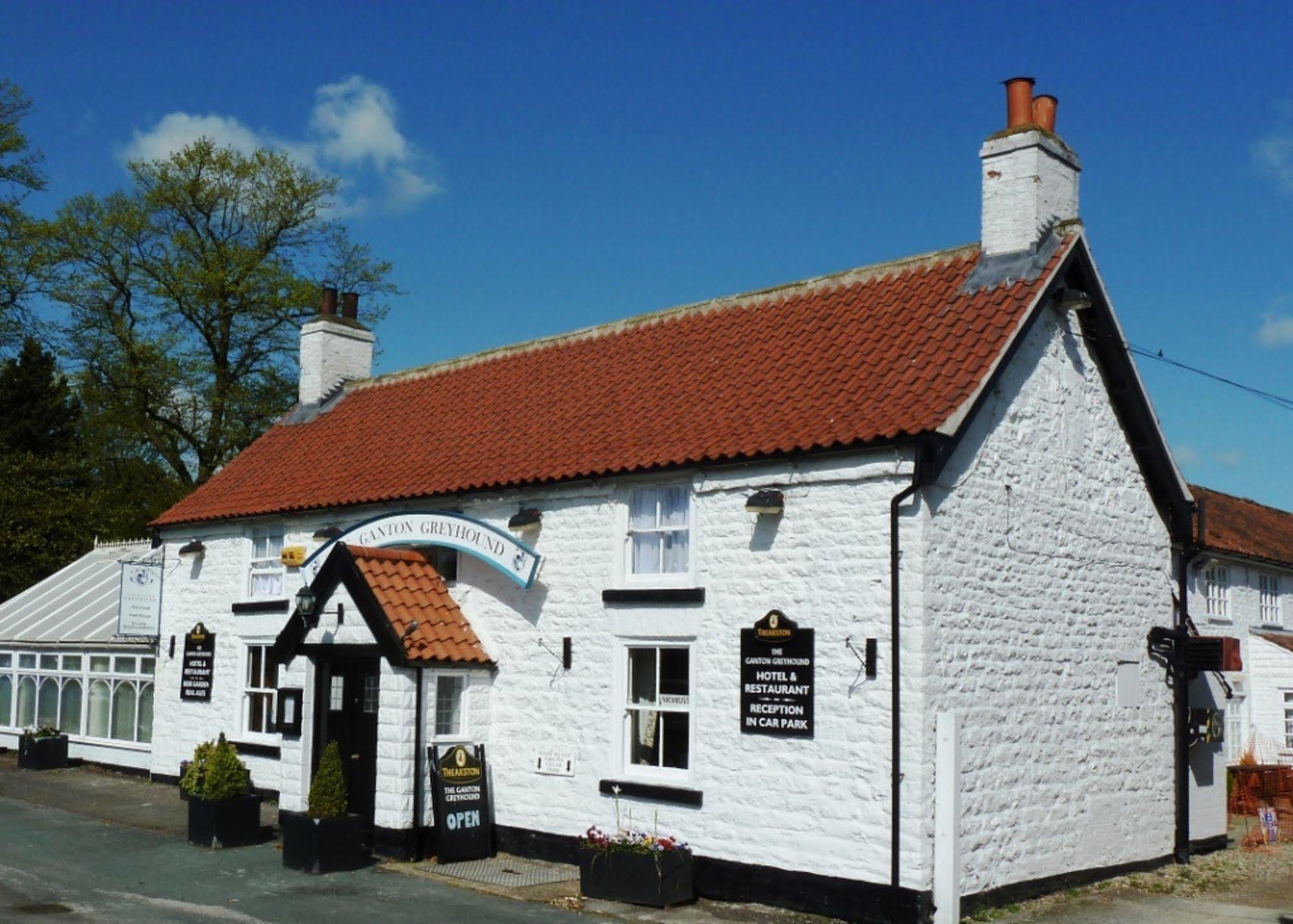 Ganton Greyhound Inn Exterior photo